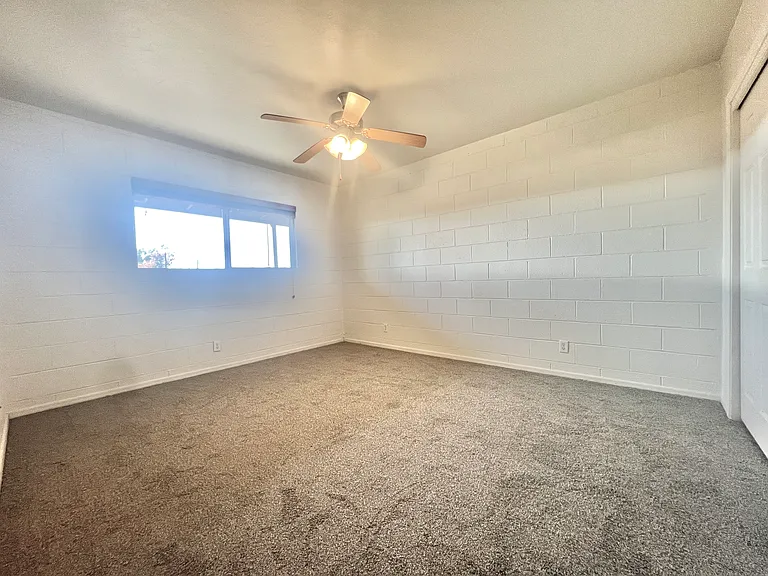 2821 N Columbus Blvd #19 — Photo 16