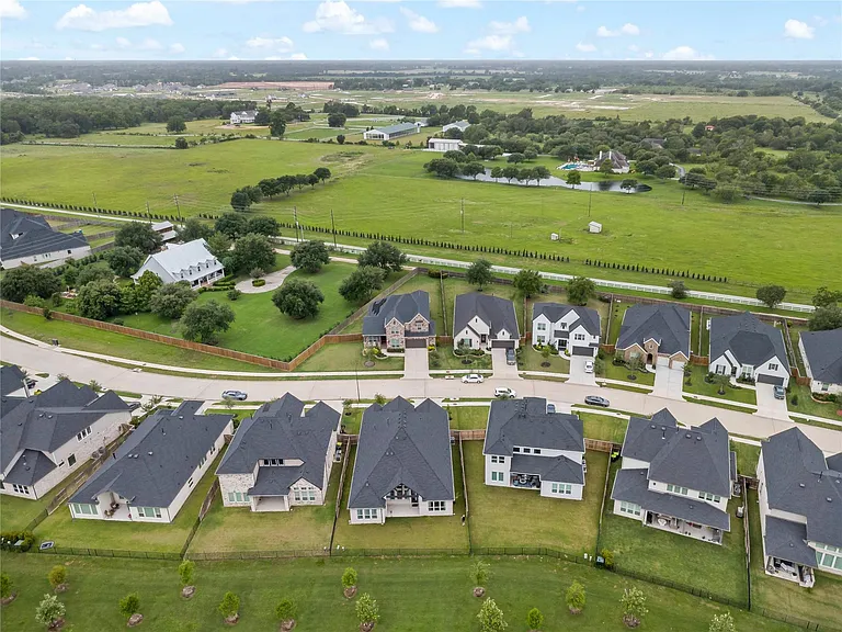 7327 Sunny Oak Ln — Photo 32