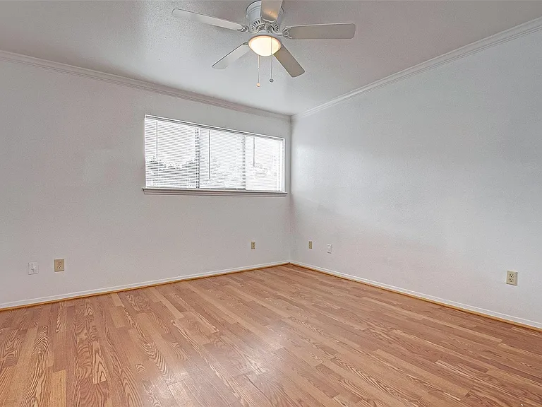8312 Augustine Dr #D — Photo 23