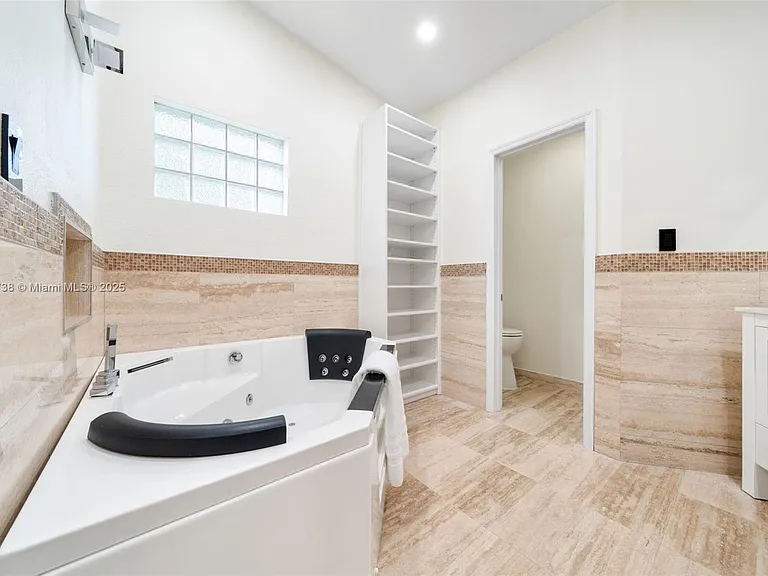 5424 SW 154th Pl — Photo 27