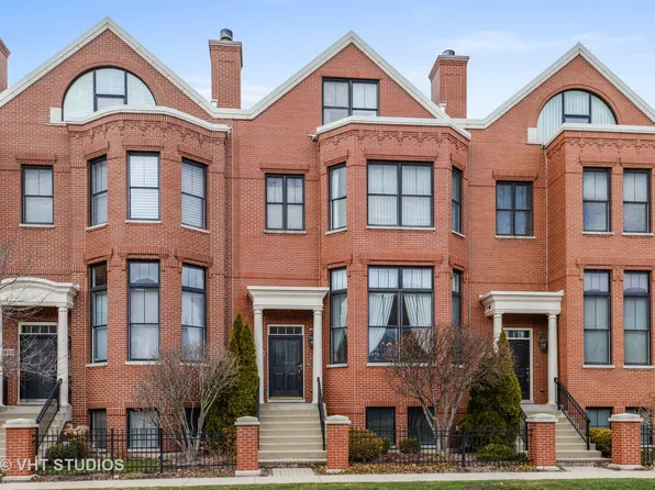 1805 Admiral Ct, Glenview, IL 60026