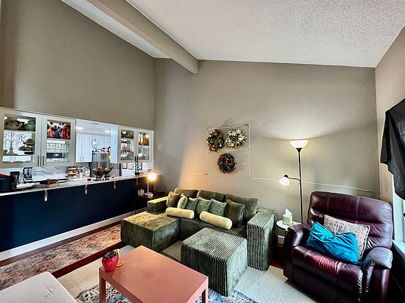 4th image of 14636 NE 45th St APT C15