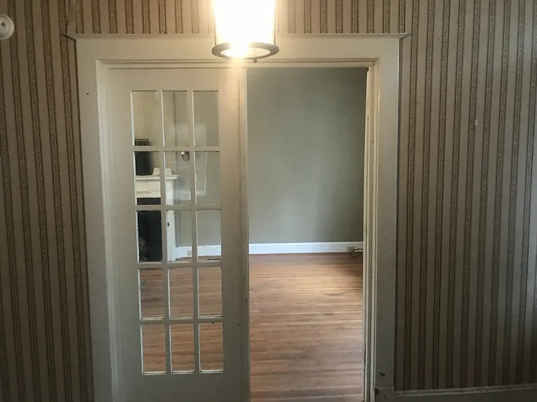 940 Green St #1 — Photo 2