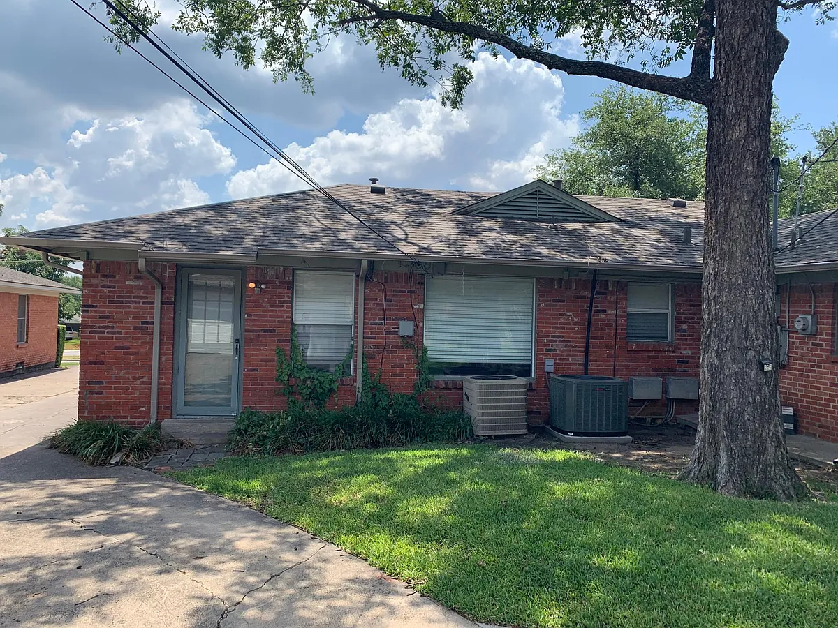 Building Photo - 6613 E Mockingbird Ln