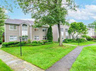 51 Old Kings Hwy #5, Wilton, CT 06897