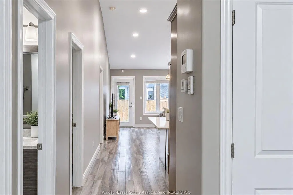 2 bed, $2,695 — Photo 3