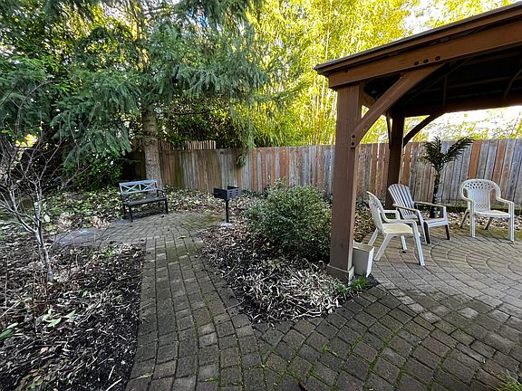 5th image of 1301 E Reserve St APT 2