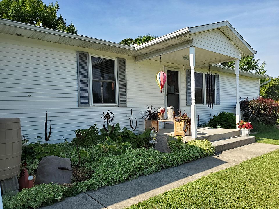 1st image of 502 Foxmead Dr