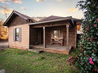 755 Zebulon St, Barnesville, GA 30204