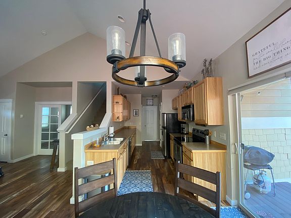 3rd image of 2373 Gallatin Green Blvd