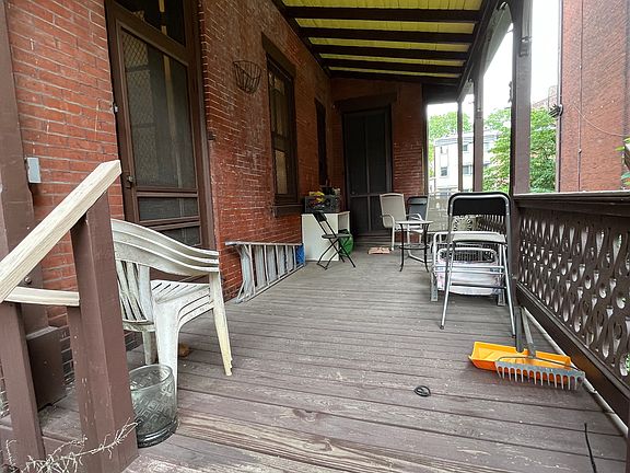 3rd image of 2008 W Girard Ave #1R