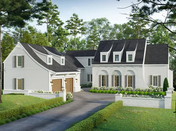 104 S Bragg Ave, Lookout Mountain, TN 37350