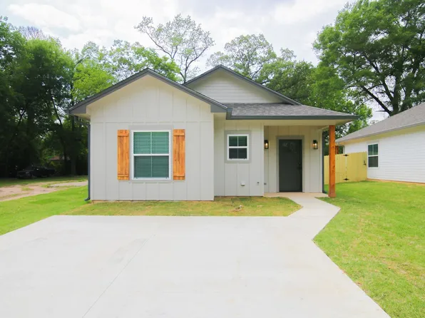 1204 Douglas St, Longview, TX 75602