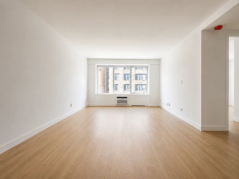 175 W 87th St #9B — Photo 2