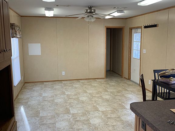 2nd image of 340 Live Oak Rd #3