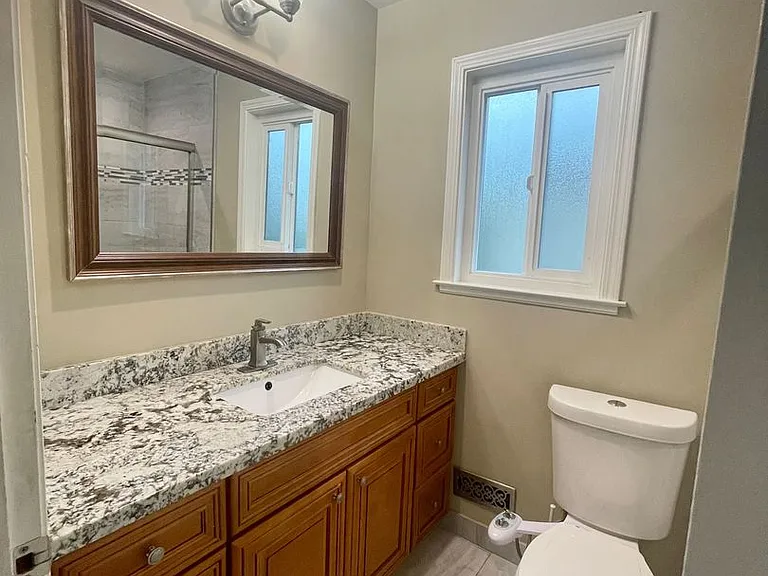 1042 W Hacienda Ave — Photo 16