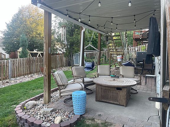 2nd image of 16403 Sherwood Ave