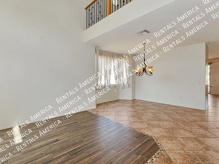 89 E Brearley Dr — Photo 4
