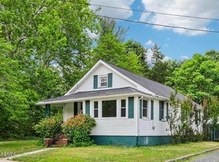 16 Magnolia Ave, New Egypt, NJ 08533