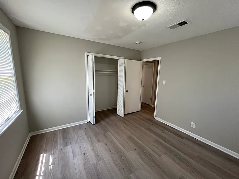 5255 Greenwood Ter — Photo 15