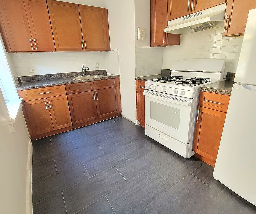 1st image of 3754 81st St APT 3C