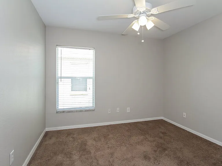 11008 Laurel Brook Ct — Photo 13