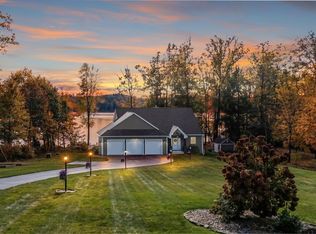 42 Lenzi Point Rd, Barrington, NH 03825