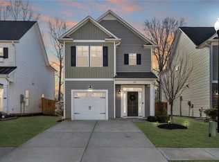 135 Highland Park Ct, Easley, SC 29642