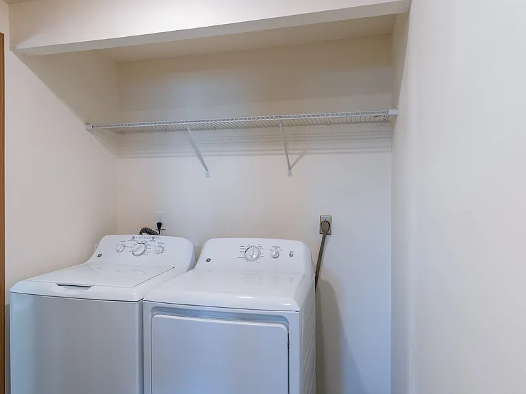Fargo, ND Berkshire Apartments | Laundry