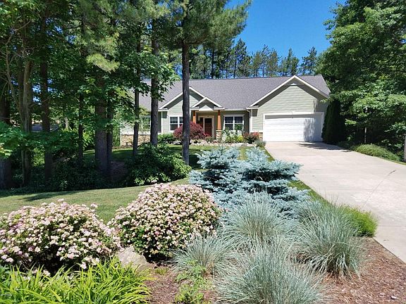 3rd image of 16843 Timber Dunes Dr