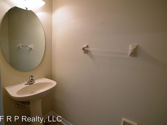 5th image of 2268 Leland Ln