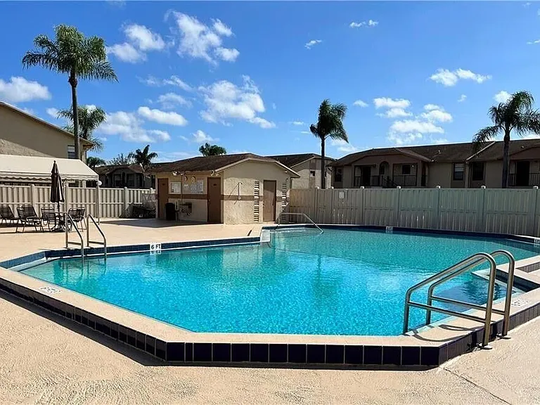 9413 Boca Cove Cir — Photo 5