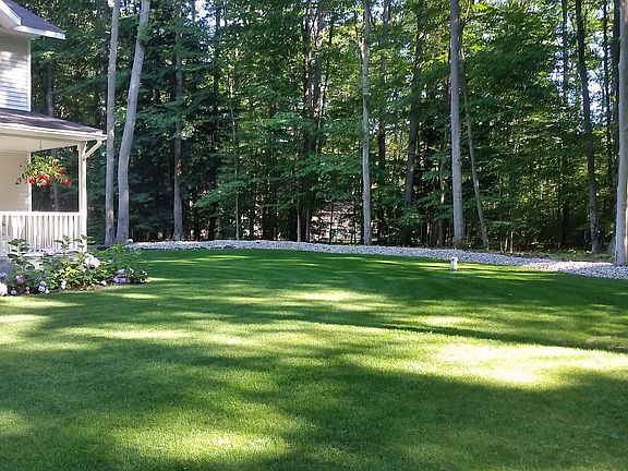 2nd image of 3046 Scenic Dr