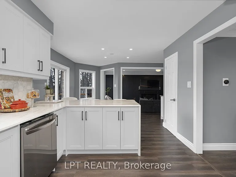47 Northview Cres — Photo 12
