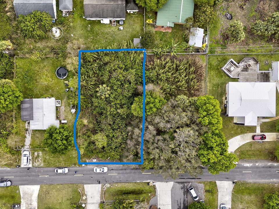 1st image of 2600 NW 33rd Avenue