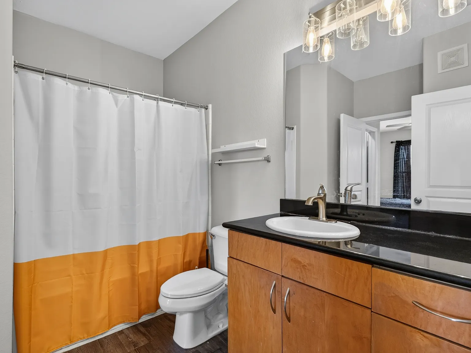 8290 Gate Parkway West - 1 — Photo 3