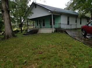1000 5th St, Etowah, TN 37331