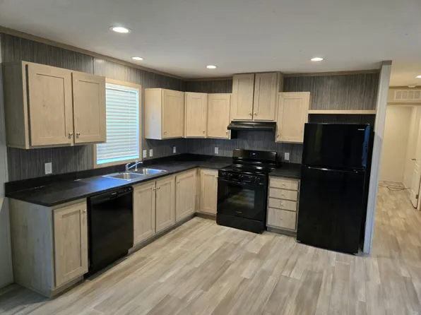 4201 Clark Ln Lot 105, Columbia, MO 65202