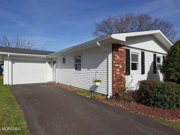 6 Hardy Court, Brick, NJ 08724