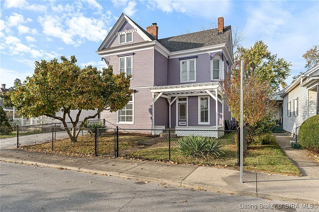 519 E 9th Street photo 1