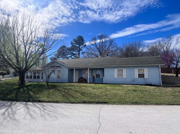 208 N Julie Avenue, Mansfield, MO 65704