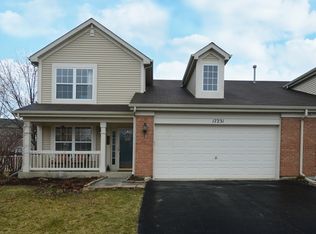 17231 Dundee Dr, Crest Hill, IL 60403