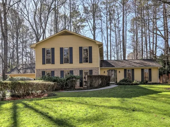 4706 Walden Ln, Marietta, GA 30062