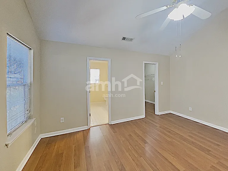 104 Ivy Springs Dr — Photo 11