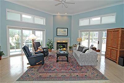 2nd image of 4211 Silverleaf Drive SE