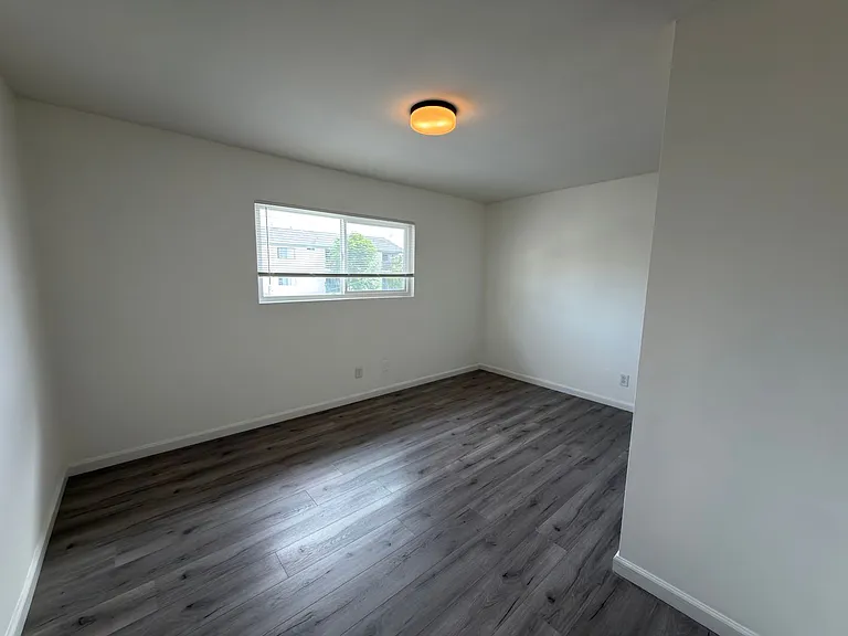 1110 Mira Mar Ave #A — Photo 29