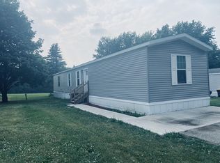 12952 Oak Lawn Ln, Poplar Grove, IL 61065