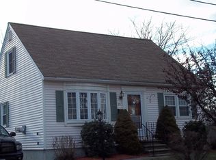 89 Sheridan St, Manchester, NH 03102