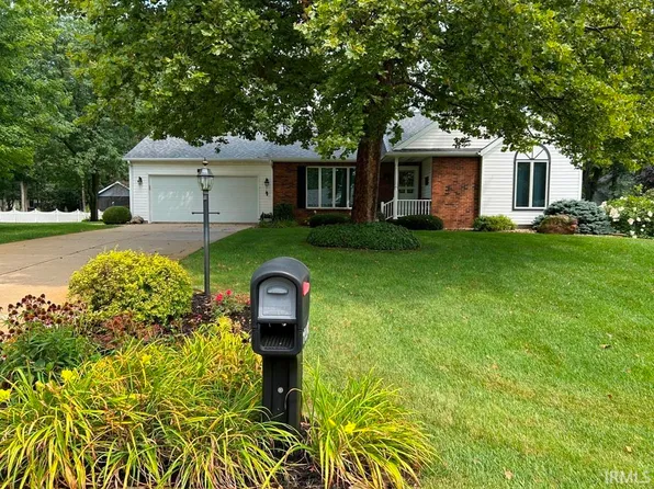 14672 Acorn Dr, Plymouth, IN 46563