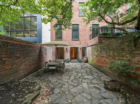 522 East 89th Street image 26 of 41